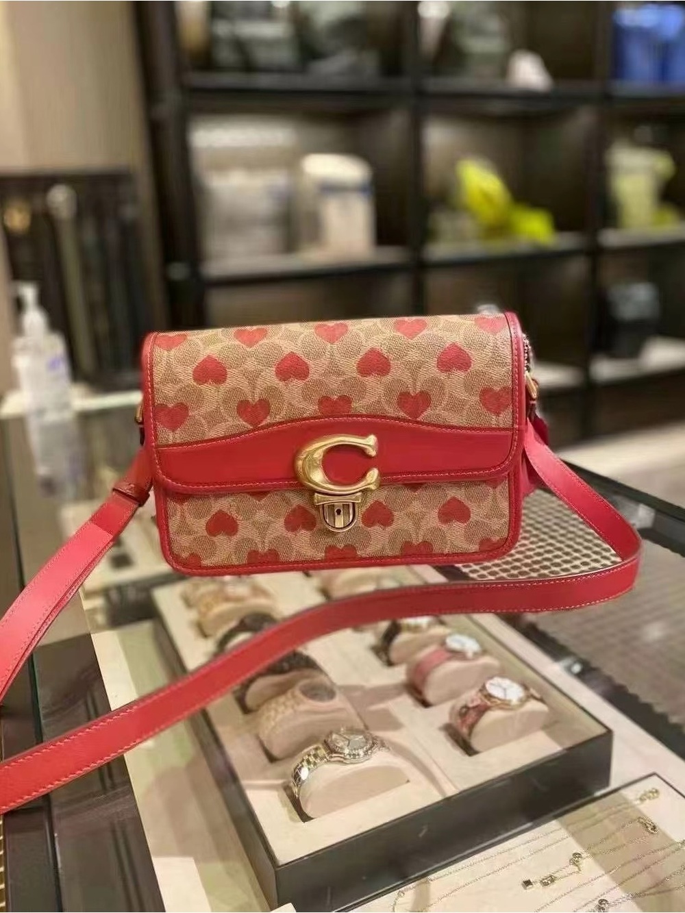 Coach Restored Studio Shoulder Bag
In Signature Canvas With Heart Print cg240